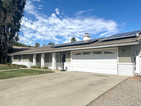 Photo of 23434 Everett Place Pl, Ramona, CA 92065 (MLS # 250042195SD)