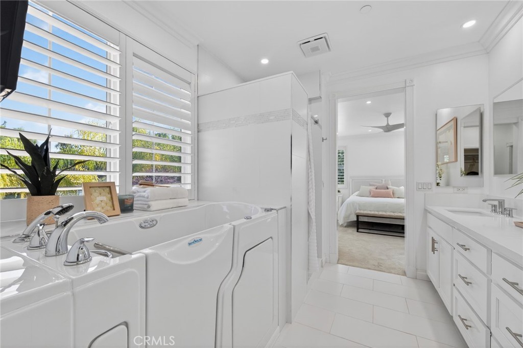 39776 Strada Firenze