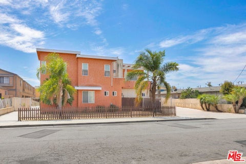 Photo of 1612 W 146th Street, Gardena, CA 90247 (MLS # 26999421)