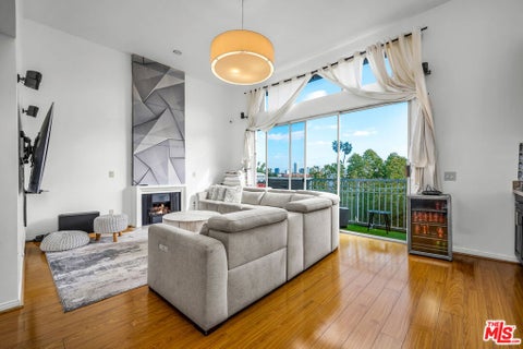 Photo of 1481 S Shenandoah Street #101, Los Angeles, CA 90035 (MLS # 26857061)