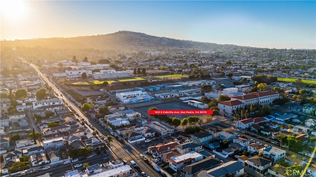 1631 S Cabrillo