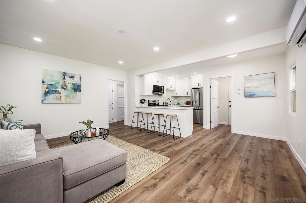 La Mesa - Residential