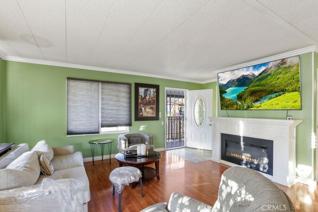 24921 Muirlands Boulevard 36