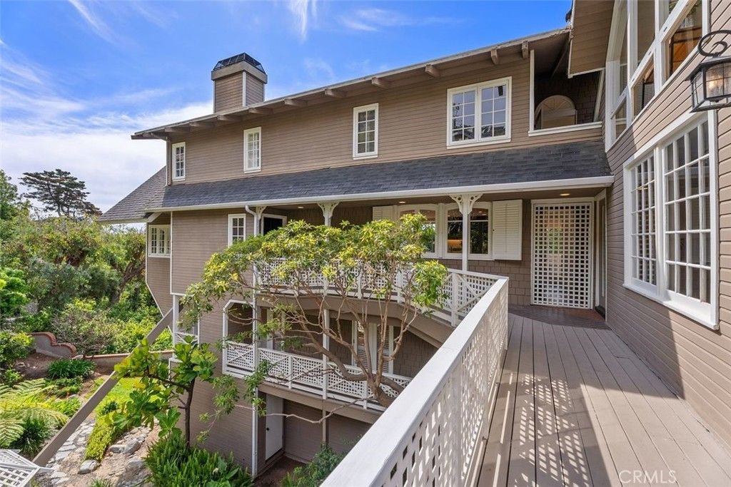 Photo of 590 Diamond Street St, Laguna Beach, CA 92651 (MLS # LG26050477)