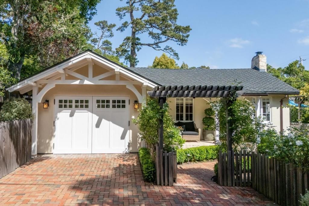 listing image 130724933419965822019