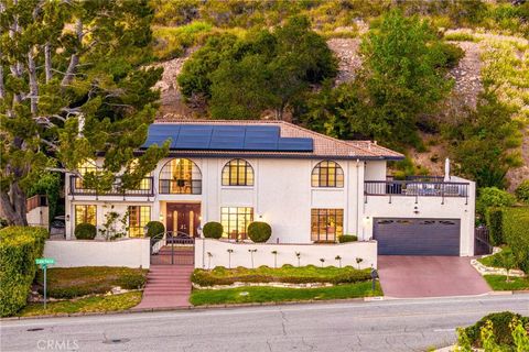 2044 Calle Yucca Thousand Oaks CA 91360