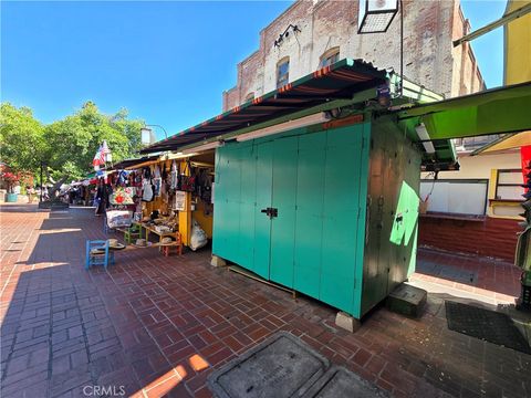 Photo of 125 Paseo De La Plaza Plz, Los Angeles, CA 90012 (MLS # SR25241500)