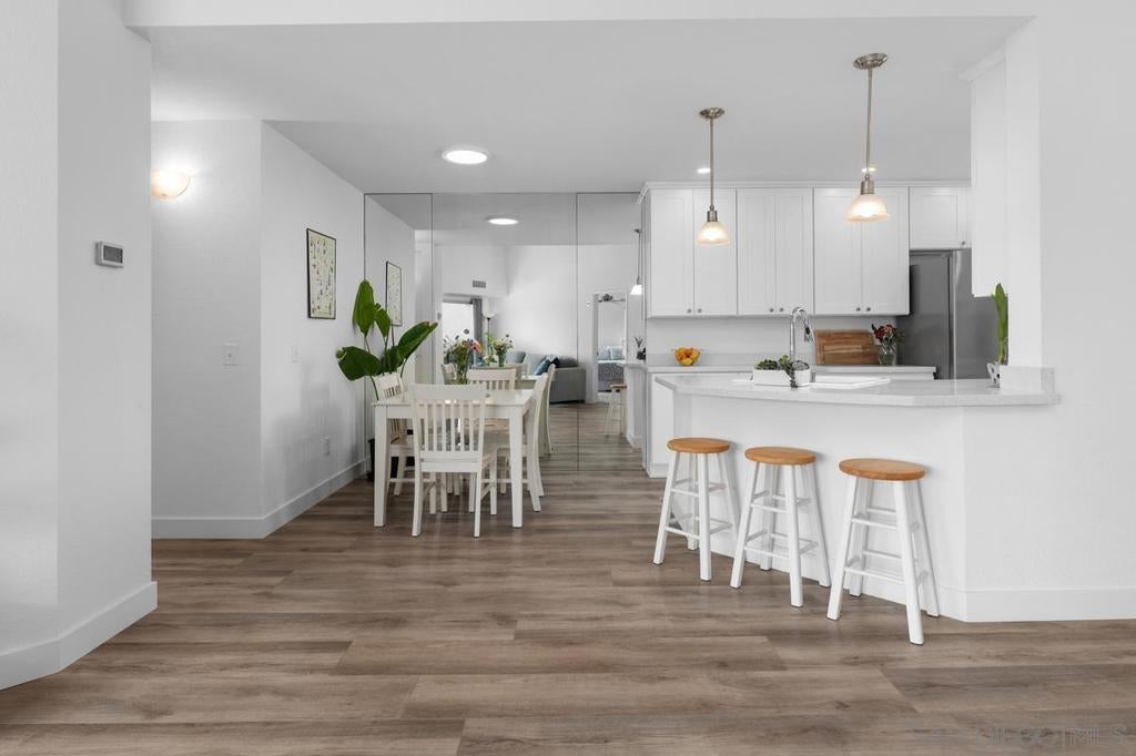 7127 Camino Degrazia