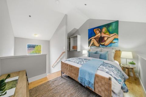 Photo of 735 Buchanan Street #220, Benicia, CA 94510 (MLS # ML82025483)