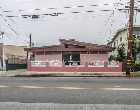 3241 Santa Ana Huntington Park CA 90255