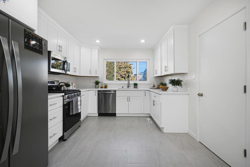 SCHAFER PARK - Residential