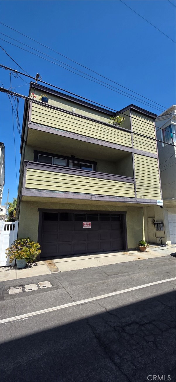 16788 Bayview Drive B