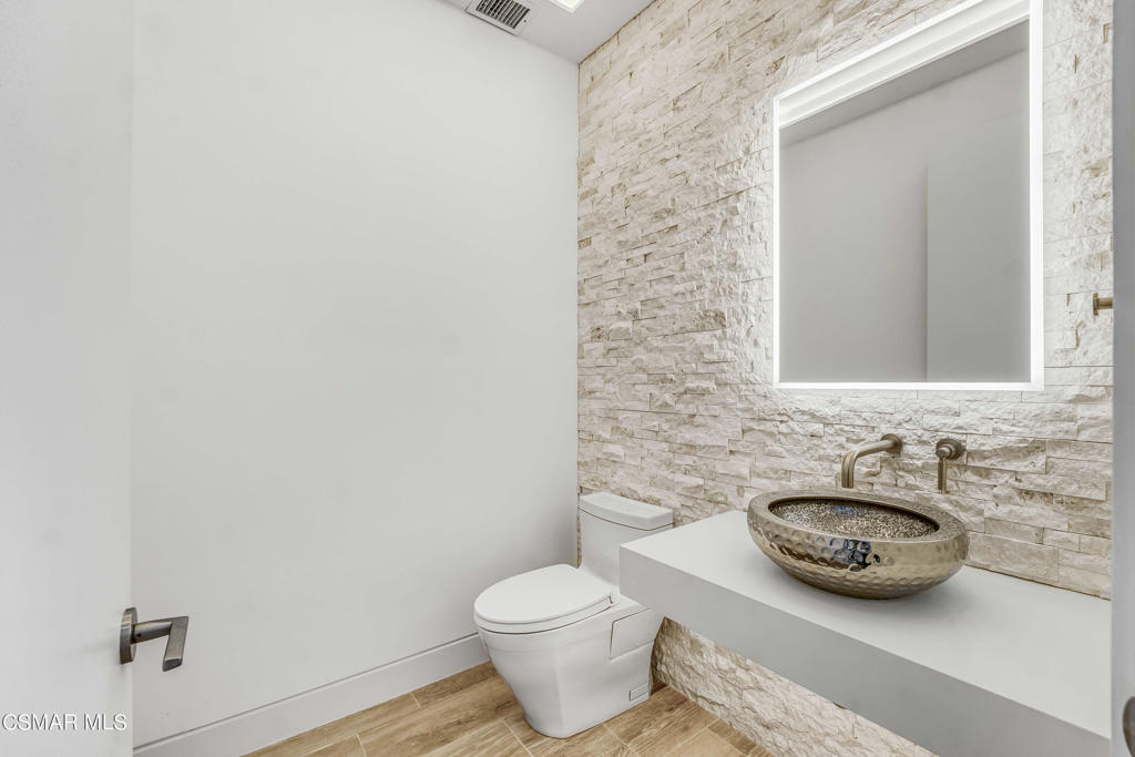 Not Applicable - 1007242 - Residential