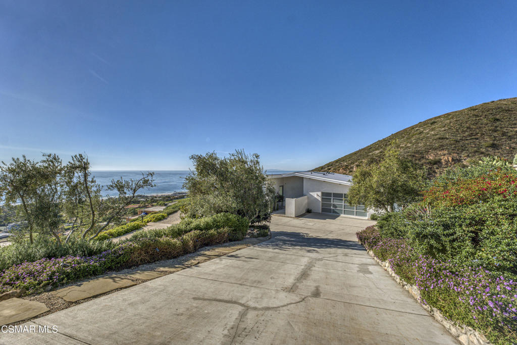 Not Applicable - 1007242 - Residential