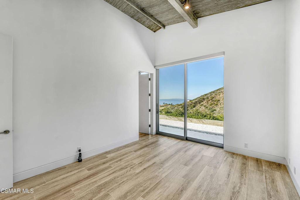 Not Applicable - 1007242 - Residential