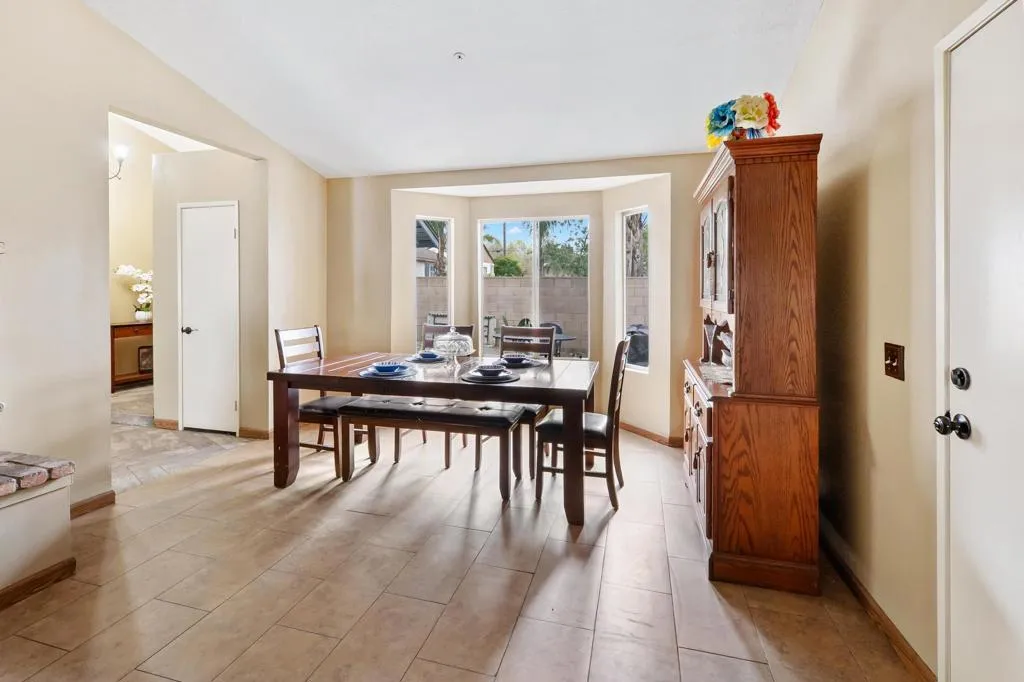 Fontana, California 92336, United States, 3 Bedrooms Bedrooms, ,2 BathroomsBathrooms,Residential,Active,88935