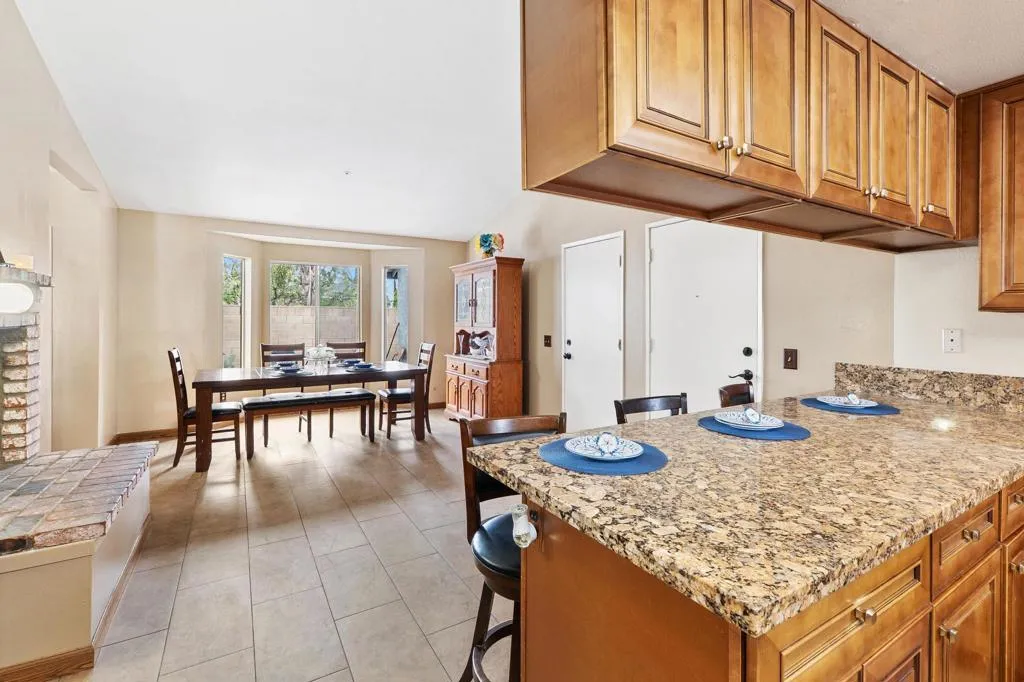 Fontana, California 92336, United States, 3 Bedrooms Bedrooms, ,2 BathroomsBathrooms,Residential,Active,88935