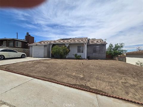 Photo of 728 Belinda St, Barstow, CA 92311 (MLS # HD26068186)