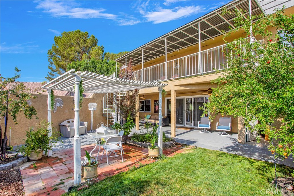 15037 Wildflower Lane
