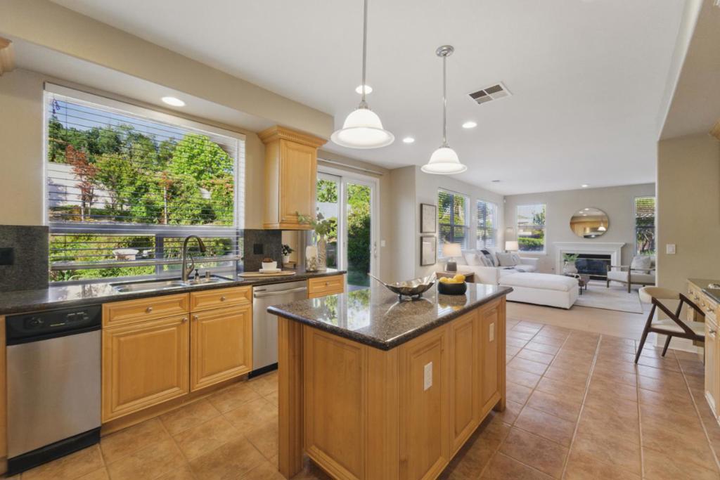 4769 Whitetail Lane