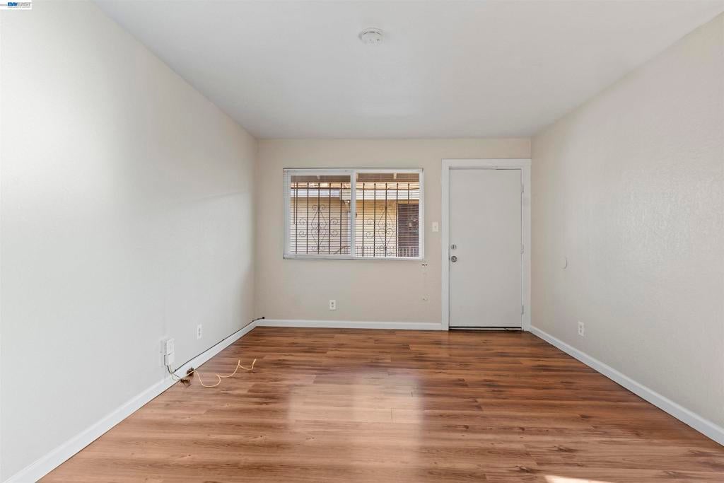 128 Catron Dr