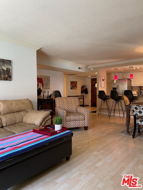 Americana Gardens - Residential