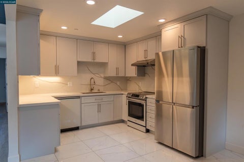 Photo of 2371 Alta Garden Ln LN, Sacramento, CA 95825 (MLS # 41149897)