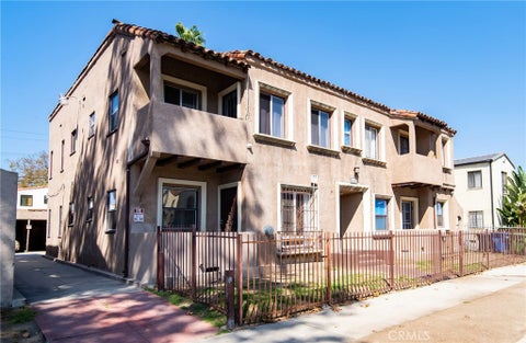 Photo of 4237 8th Avenue, Los Angeles, CA 90008 (MLS # DW26202192)