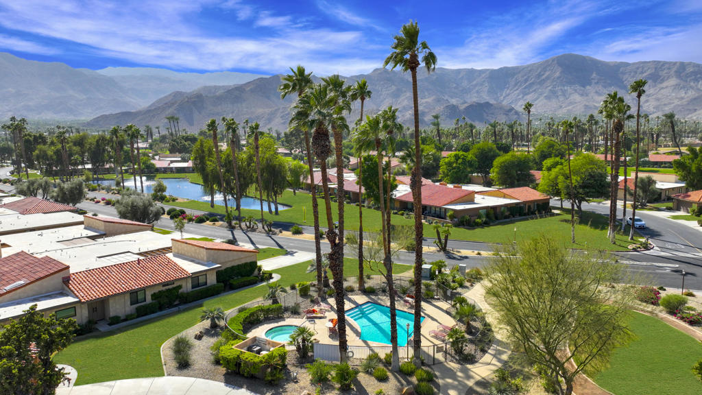 Sunrise C.C. - Residential