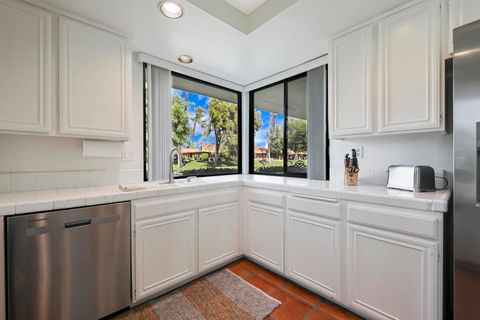 Photo of 17 La Cerra Circle, Rancho Mirage, CA 92270 (MLS # 219136943PS)