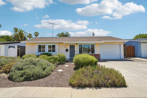Photo of 1710 Fallbrook Avenue, San Jose, CA 95130 (MLS # ML82049567)