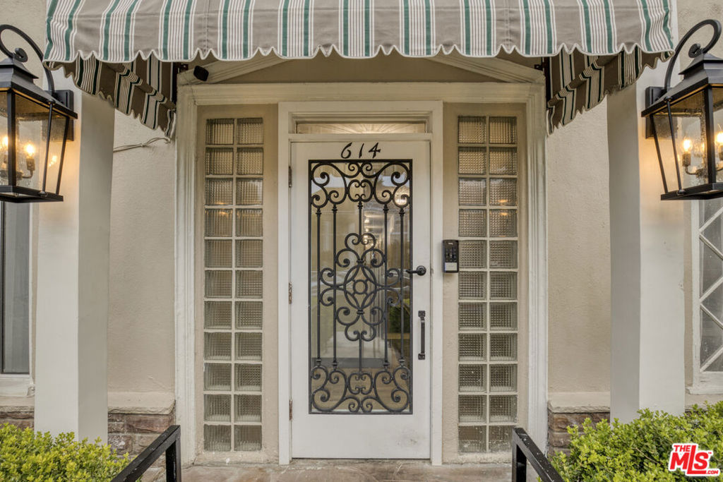 Properties 4 614 Hauser Boulevard
