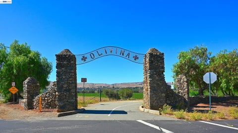 Photo of 00 Arroyo Rd, Livermore, CA 94550 (MLS # 41147670)