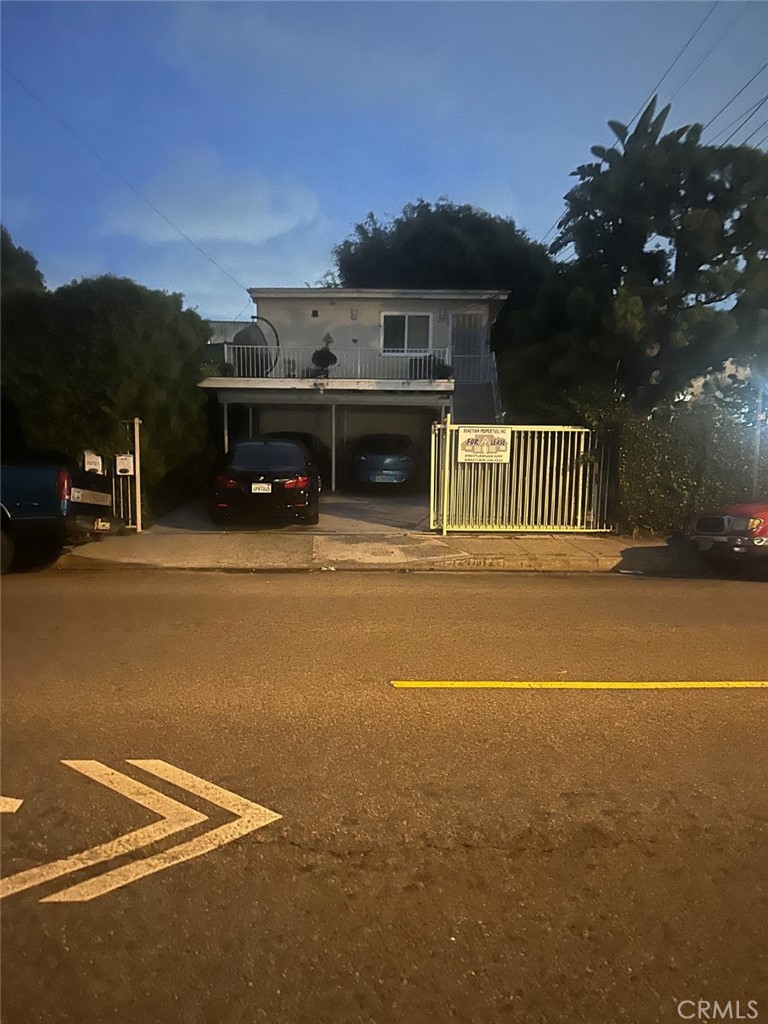 Photo 1 of 6 — 11572 Braddock, Culver City, CA 90230