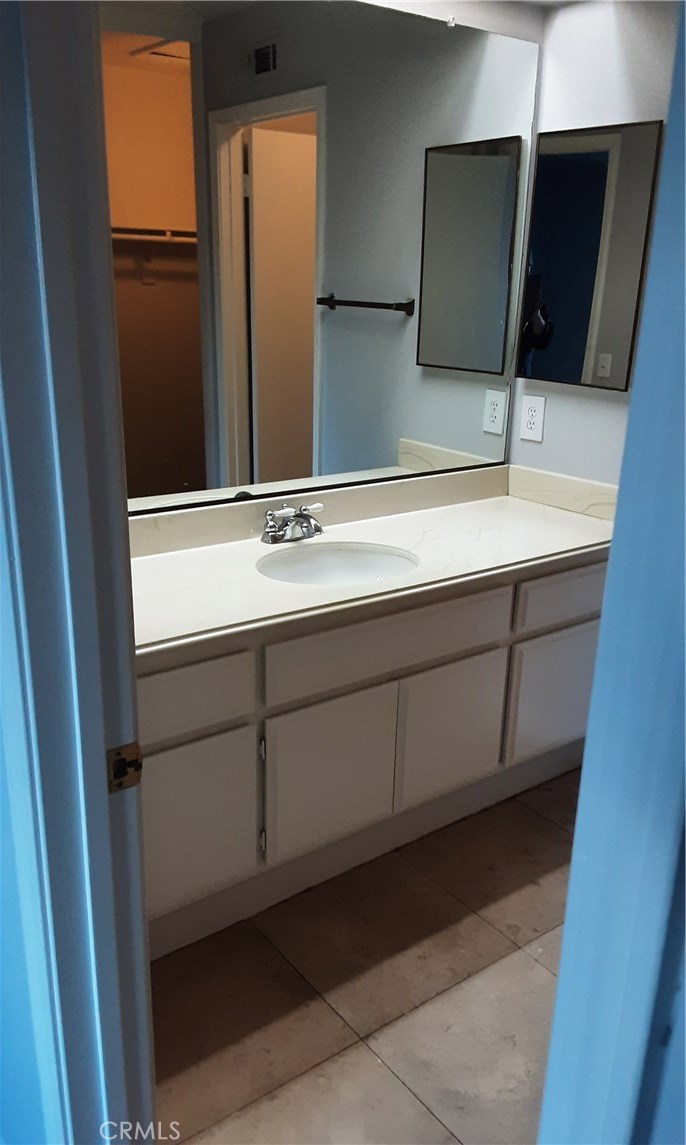 Emerald Pointe II (EP2) - Residential Lease