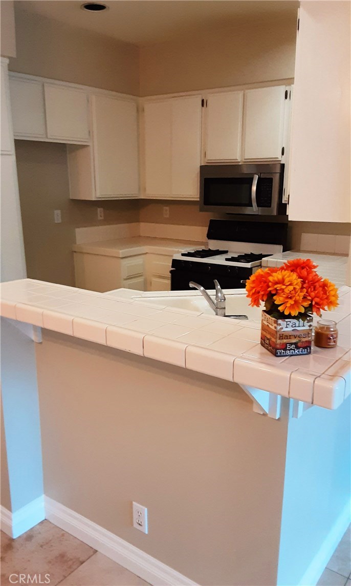 Emerald Pointe II (EP2) - Residential Lease