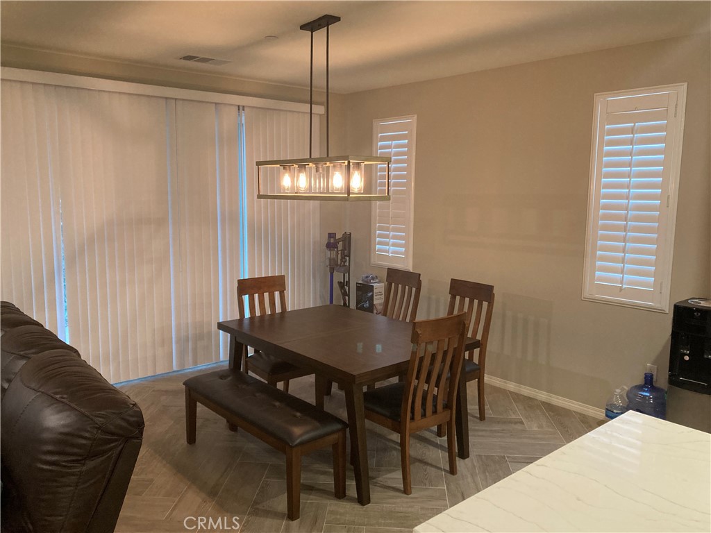 4253 E Sonrisa Privado