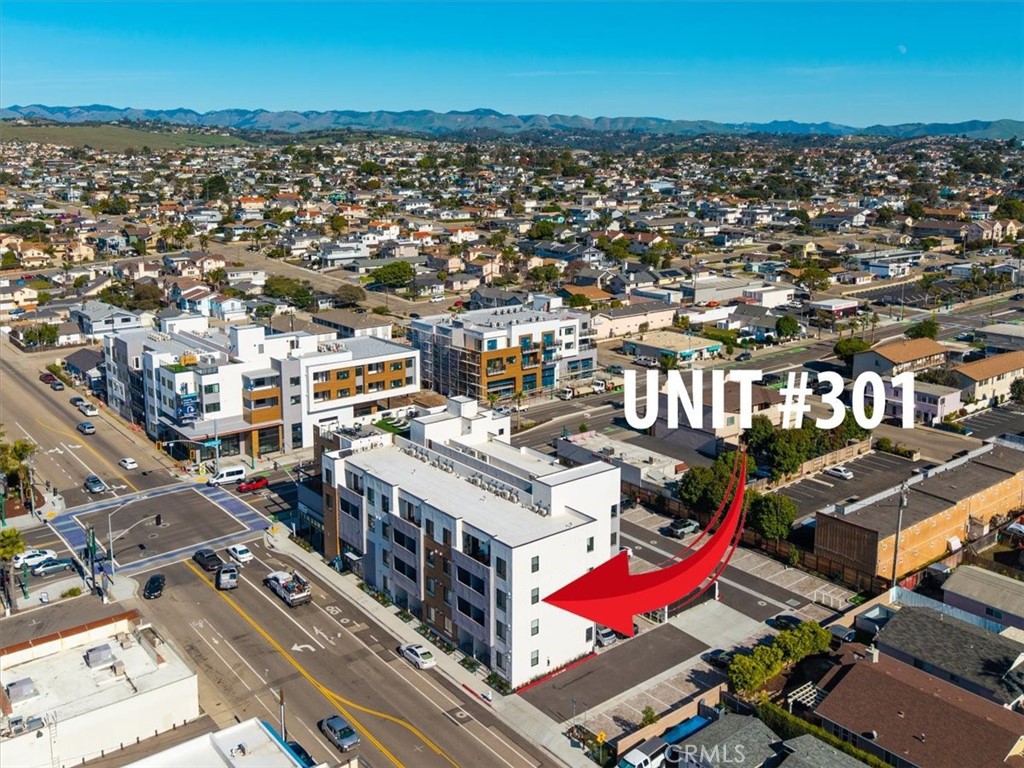 402 W Grand Avenue 301