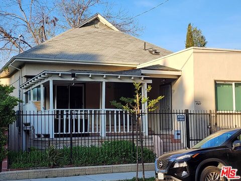1517 W 12th Street Los Angeles CA 90015