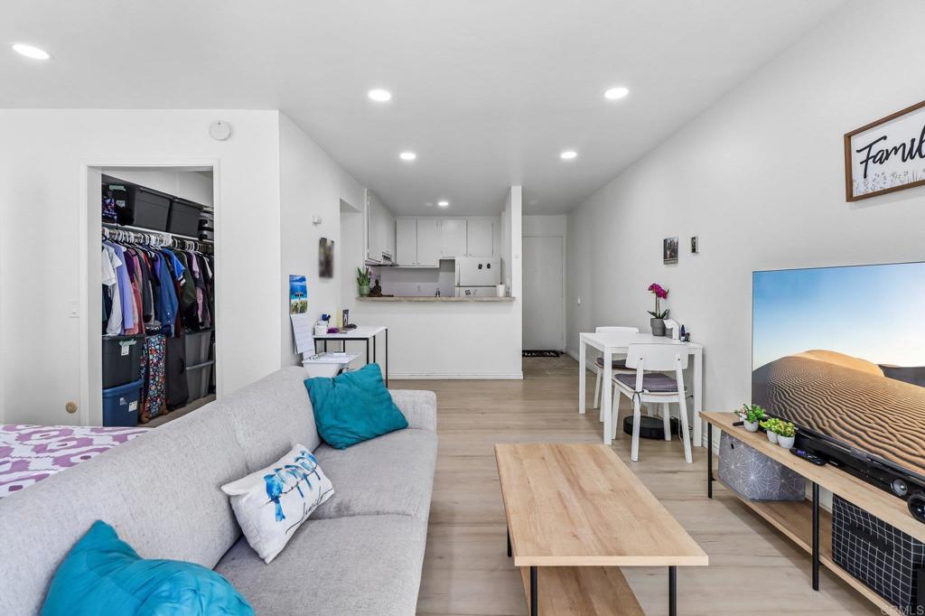 4060 Huerfano Avenue 106, San Diego CA 92117