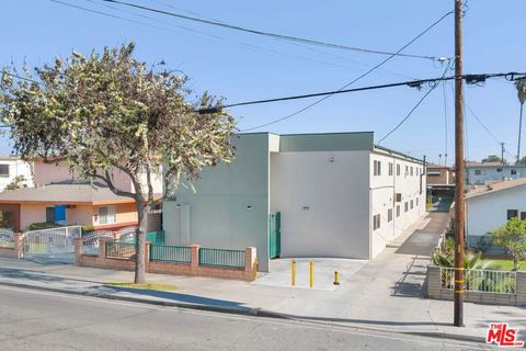 Photo of 6522 Bear Avenue, Bell Gardens, CA 90201 (MLS # 26660375)