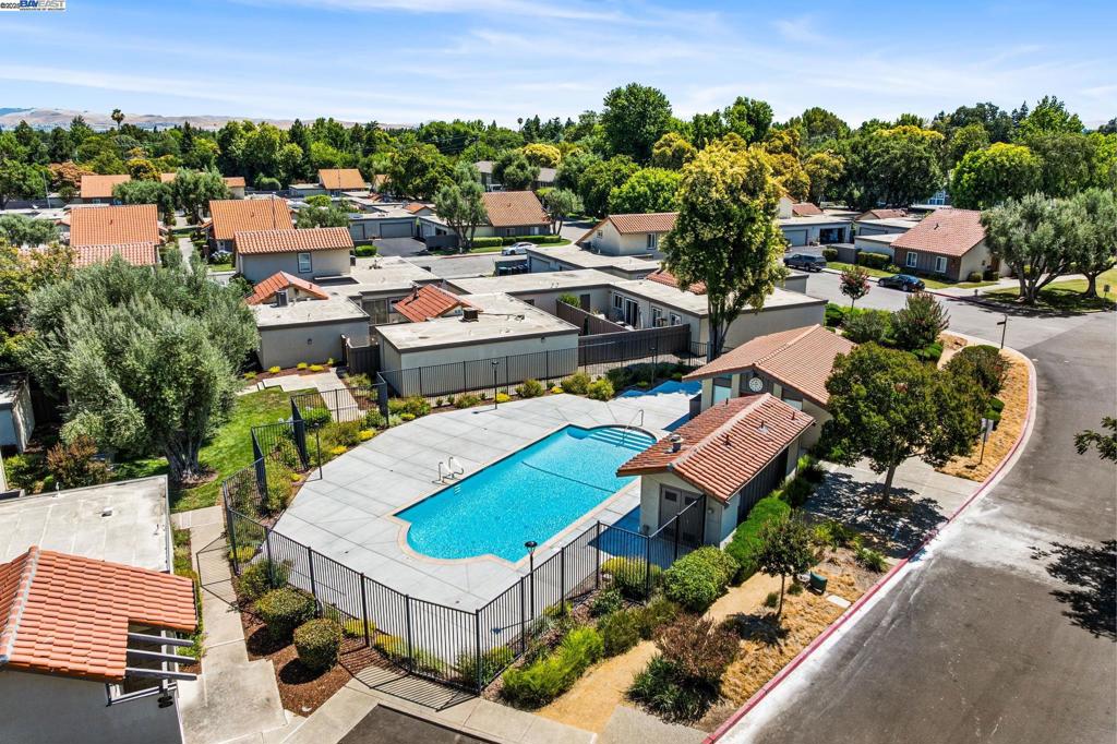 PARK VILLAS - Residential