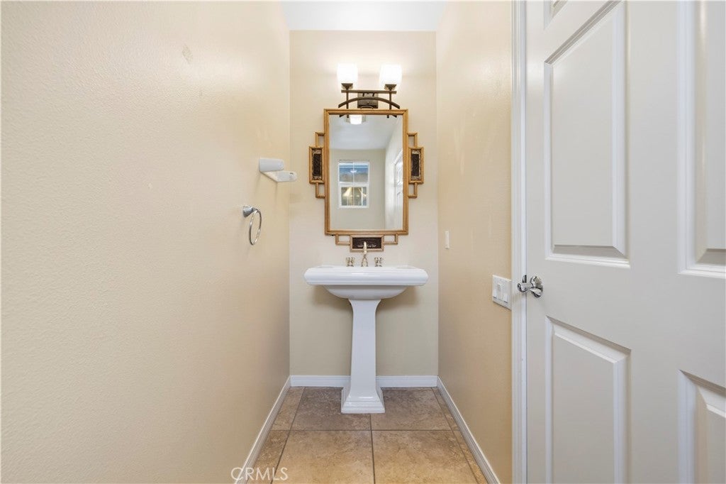 27988 Red Pine Court