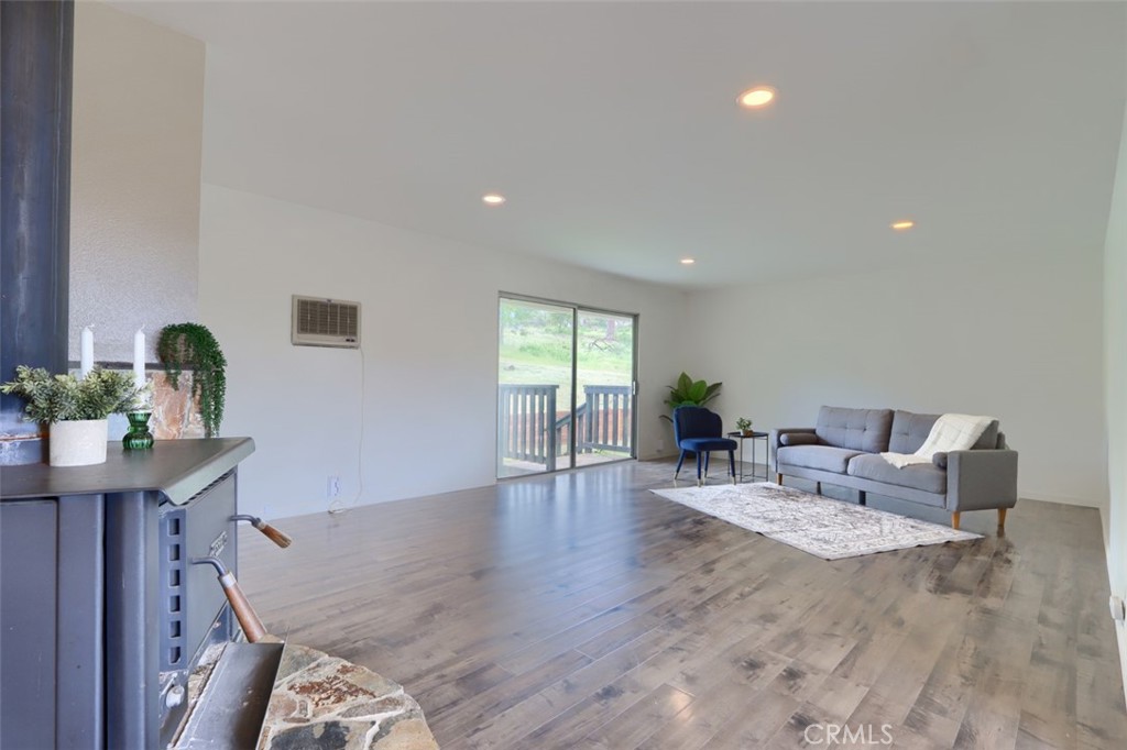 3820 Pinecrest Drive