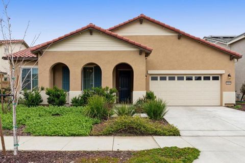 Photo of 1889 Water Street, Brentwood, CA 94513 (MLS # ML82037349)