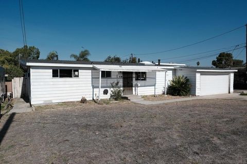 Photo of 7082 Casa Ln Ln, Lemon Grove, CA 91945 (MLS # 250043446SD)
