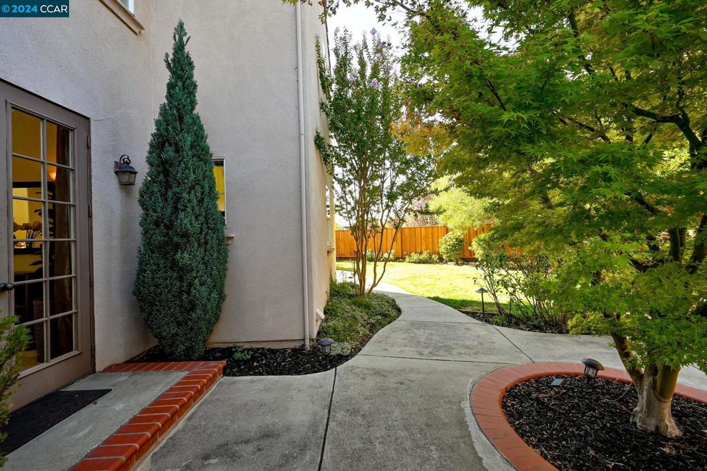 BRIDGES - Residential