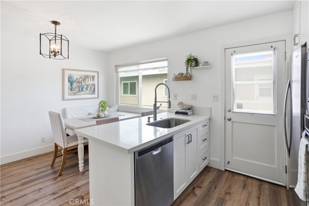 1228 Rutland 6, Newport Beach CA 92660 - Photo 10
