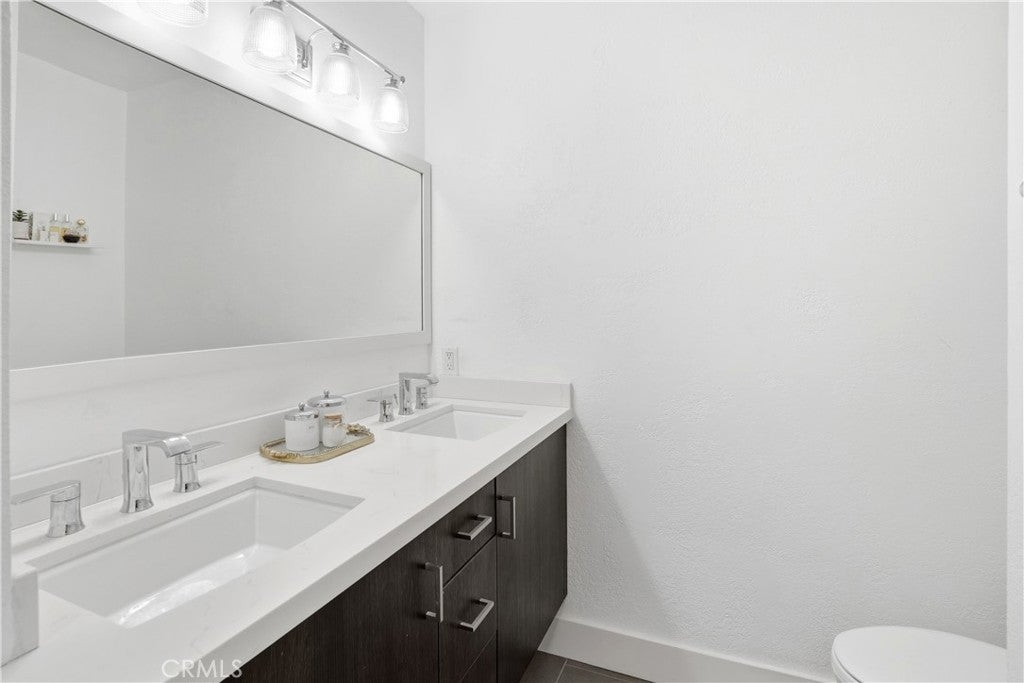1228 Rutland 6, Newport Beach CA 92660 - Photo 13