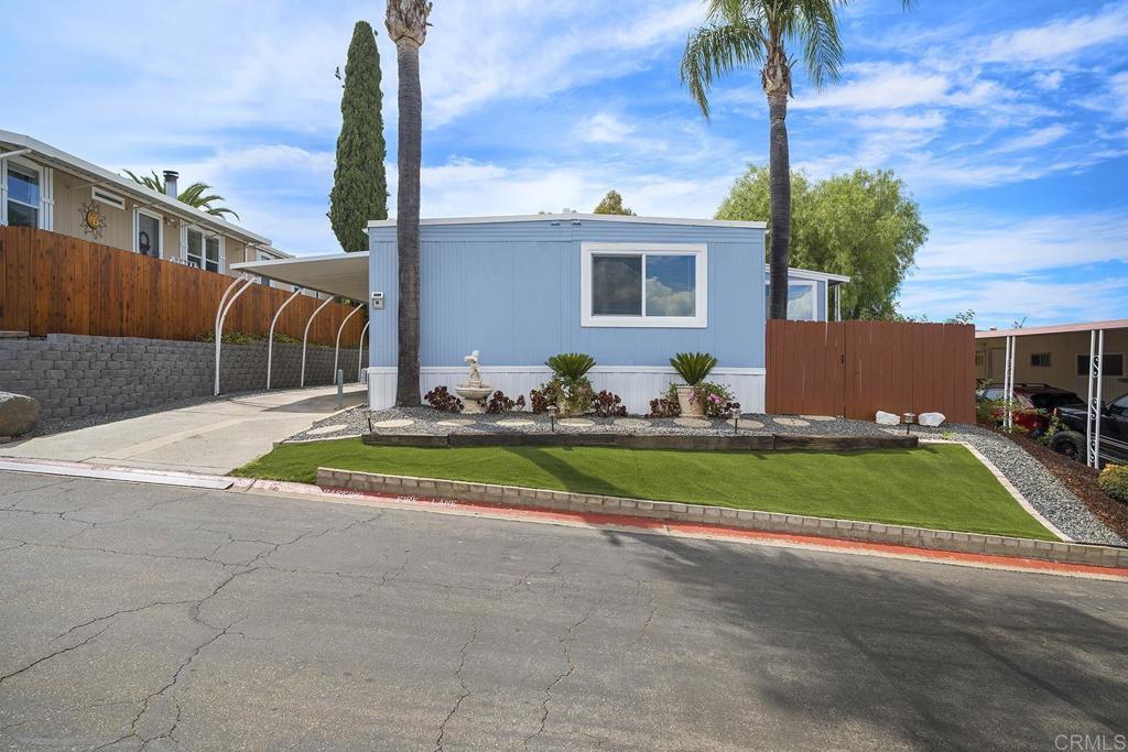 2400 W Valley Parkway 36